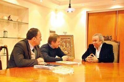 El gobernador recibi� a los vecinos