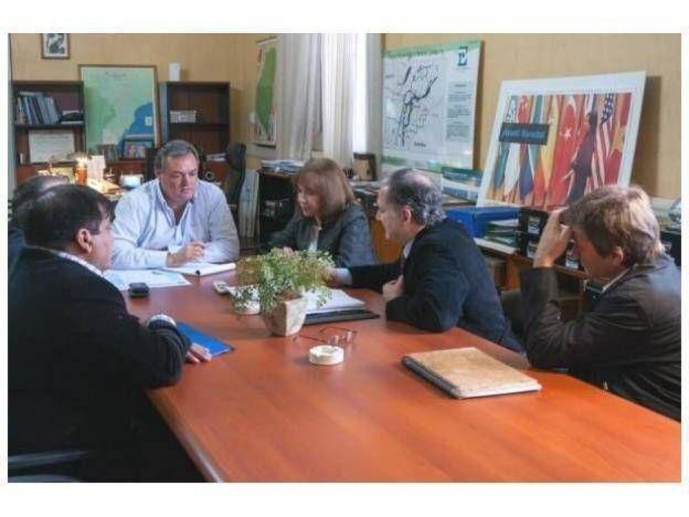 Elaboran estrategia para la recuperaci�n del borde costero