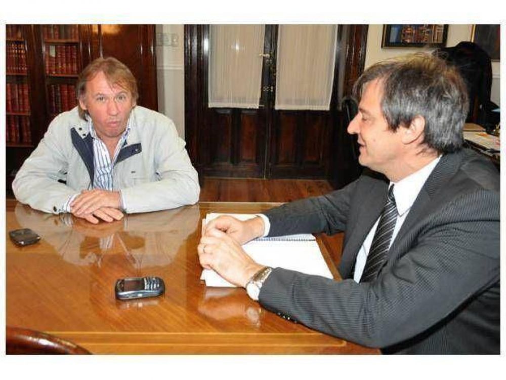 Instalar�n una f�brica de galletitas en Puerto Yeru� que dar� trabajo a 70 personas