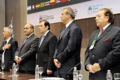 Zamora y Manzur dejaron abiertas las jornadas sobre vectores y Chagas