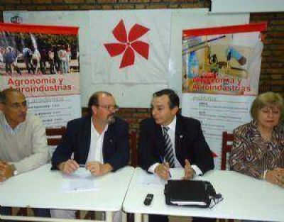 Agronom�a firm� un convenio con el PAMI