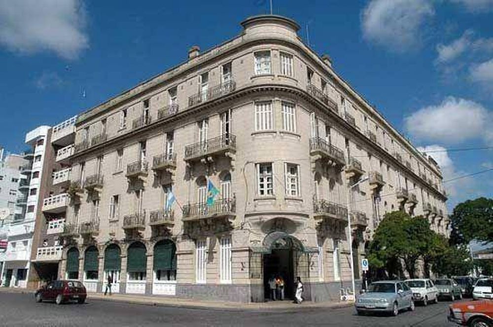 Elecci�n de autoridades en la Universidad del Centro