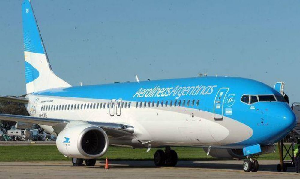 Aerol�neas Argentinas present� su nuevo avi�n Boeing 737