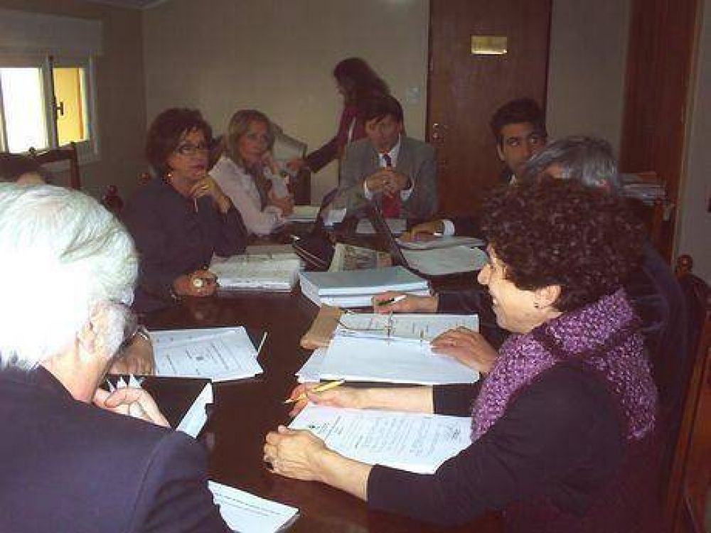 Irregularidades en concurso: Piccinini se retir� molesta de la Magistratura