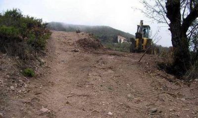 La Cumbre: denuncian destrucci�n de la monta�a