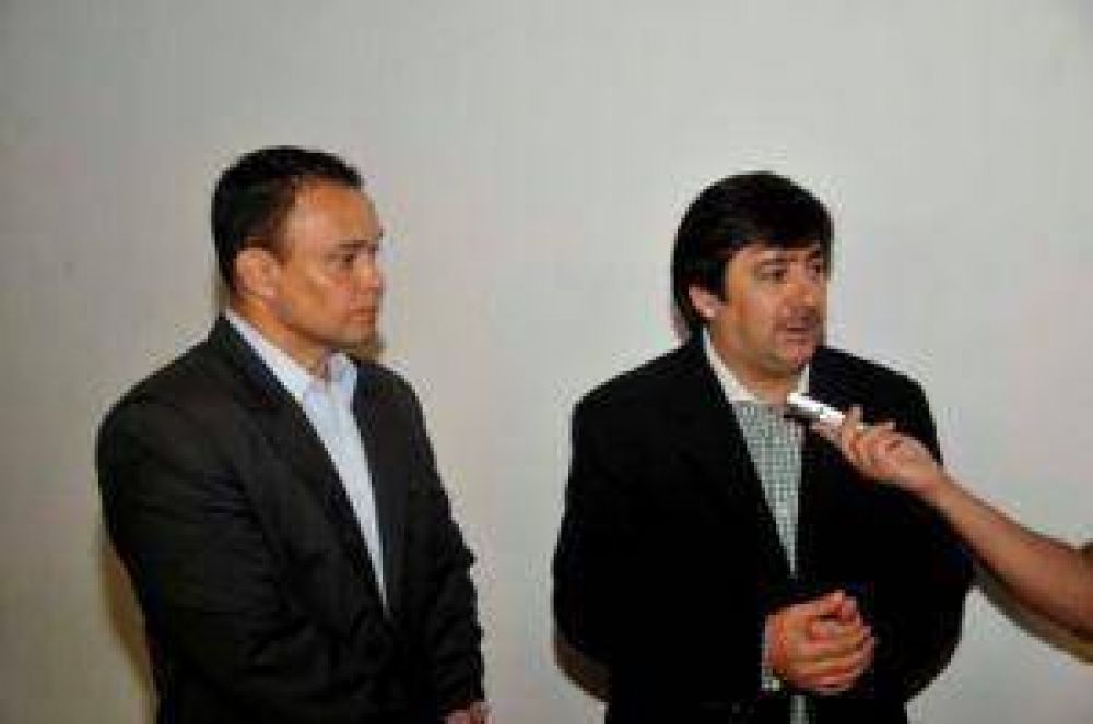 Mart�nez se present� a la Justicia para esclarecer una denuncia del NEA