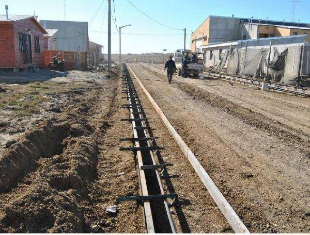 2.600 metros lineales de obras de cord�n cuneta se construir�n en Chacra XI