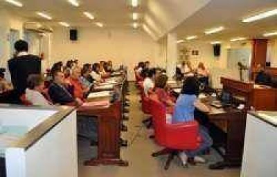 Debatieron sobre un programa de prevenci�n para las adicciones		