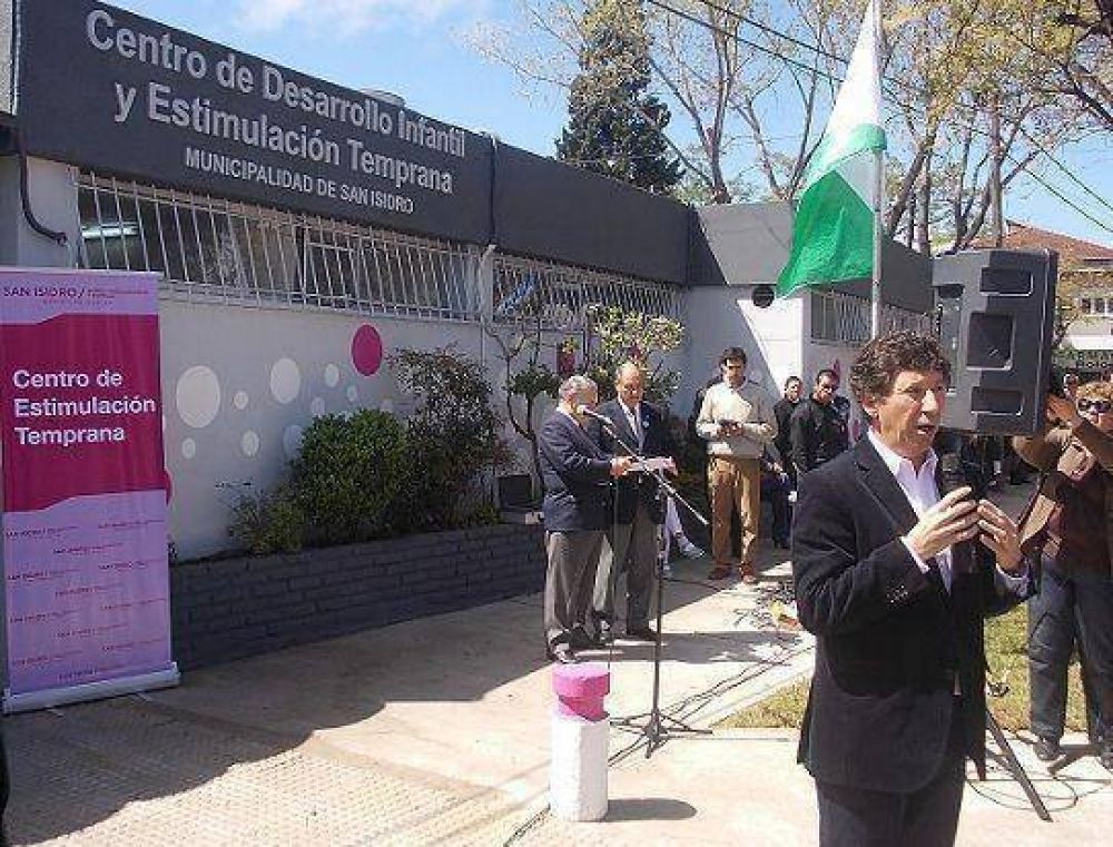 Gustavo Posse abri� un Centro de Estimulaci�n Temprana en Beccar