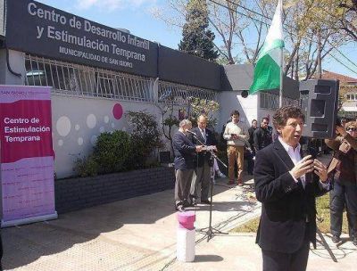 Gustavo Posse abri� un Centro de Estimulaci�n Temprana en Beccar