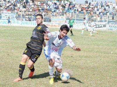 Ya tendria el equipo para el domingo  G�mez defini� el once 
