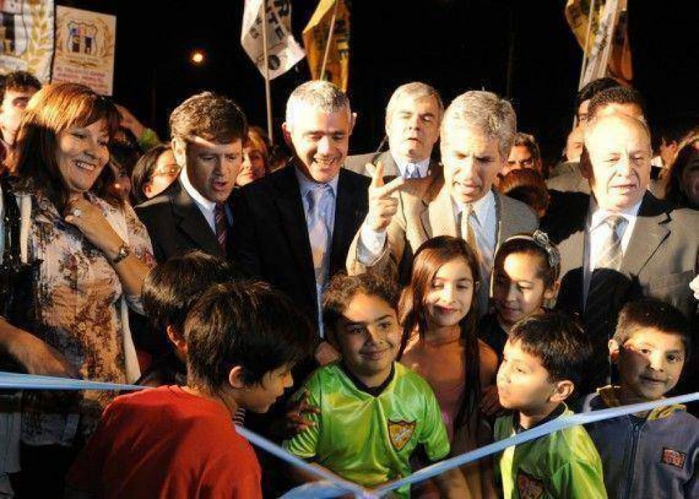 Villa Mercedes: fueron inauguradas 80 nuevas cuadras de pavimento en La Ribera