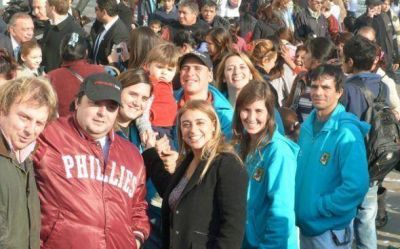 Con un acto en Pilar se presenta en sociedad la Agrupaci�n Gladys Z�ccaro