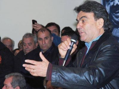 Planes sociales: el Intendente cuestion� a los concejales