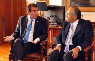 Rodr�guez Sa� apoy� la reforma y pidi� unidad al PJ