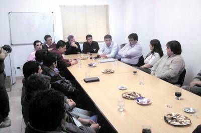 Diputados del Bloque PJ contin�an recorrida por el interior provincial