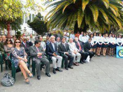Se firm� el acuerdo Hermandad y Cooperaci�n 