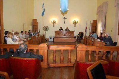 Asamble�stas cuestionaron a los concejales la falta de informaci�n del monitoreo a UPM