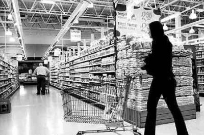 Siguen cayendo las ventas minoristas