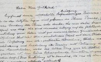 Subastan carta de Einstein en Internet