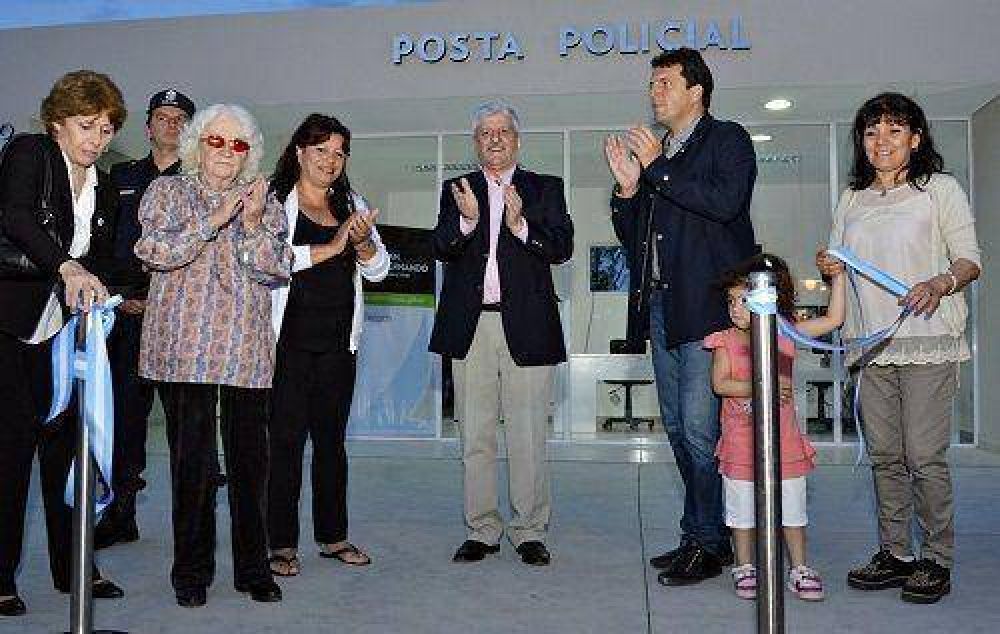 San Fernando: Andreotti inaugur� junto a Sergio Massa la nueva Posta Policial Crisol