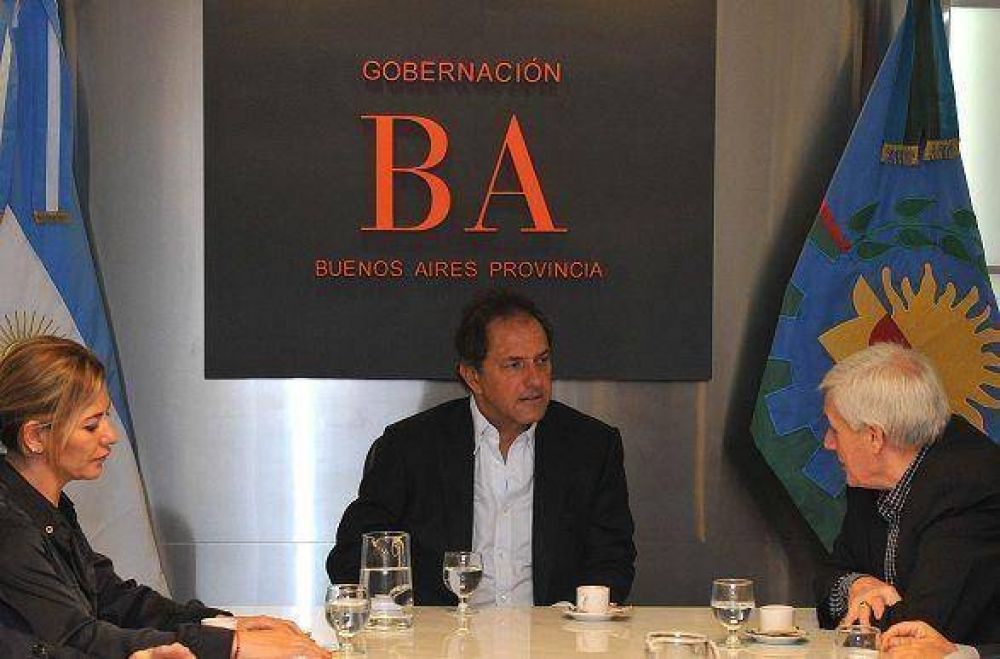Daniel Scioli junto a Antonio Cal�