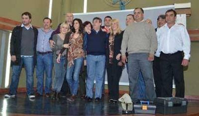 Rub�n �Cholo� Garc�a asumi� su quinto mandato al frente del STMA