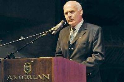 Para Enrique Meyer, el Amerian Carlos V "va a jerarquizar a Las Termas"