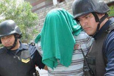 Allanamientos en Fr�as y Capital desbarataron una presunta banda de peligrosos traficantes