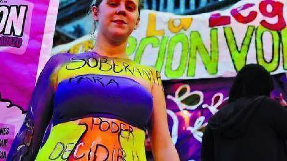 Duro rechazo opositor: al final, el gobierno porte�o veta la ley de aborto no punible