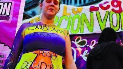 Duro rechazo opositor: al final, el gobierno porte�o veta la ley de aborto no punible