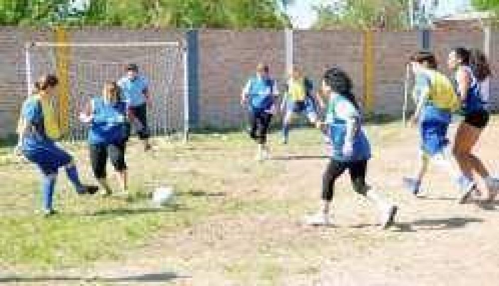 M�s de 800 personas participan en las Olimpiadas Interloter�as