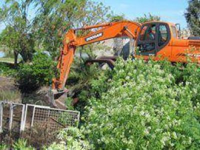 Intensos trabajos en el cuenco de Balcarce