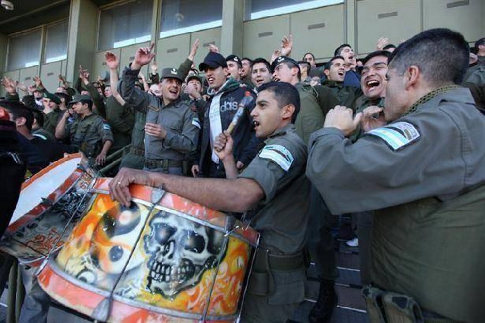 Se aleja el acuerdo con las fuerzas de seguridad