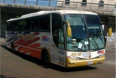 Paro total de la empresa de transporte Tus por sueldos