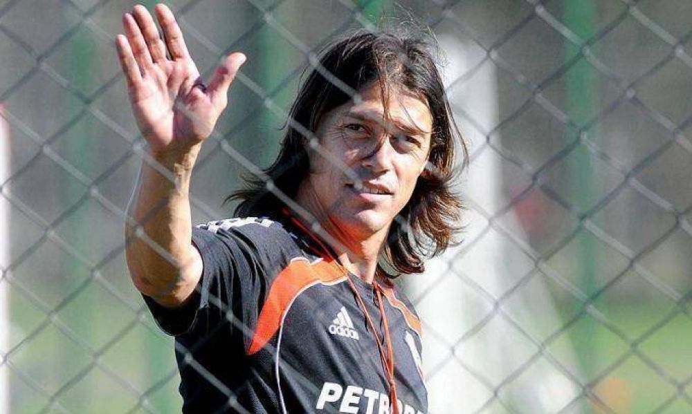  Almeyda: "Quien tiene grandes proyectos, tendr� que soportar algunos resultados en contra"