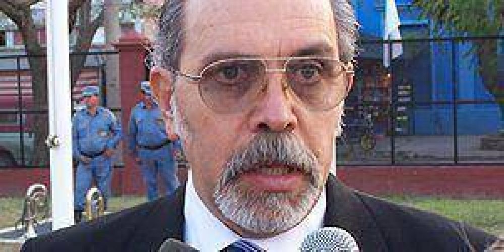  Ib��ez neg� que el gobierno piense tomar pr�stamos
