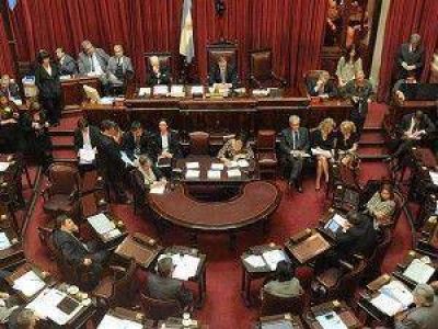 Reconocimiento del Senado nacional por obras educativas habilitadas en la provincia