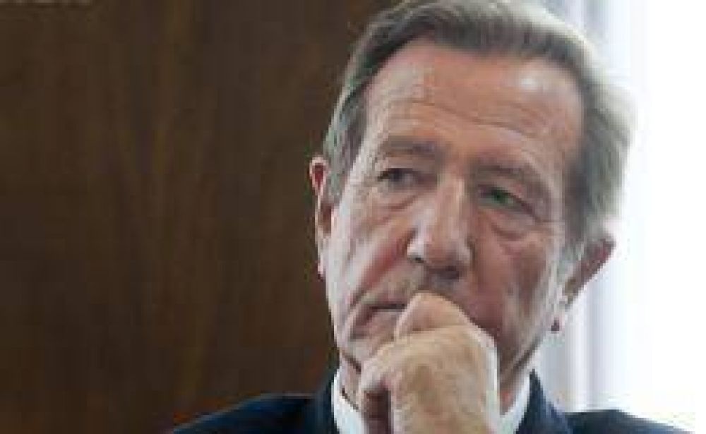 El oficialismo reclam� a la UCR que "regularice" la situaci�n del titular de la AGN