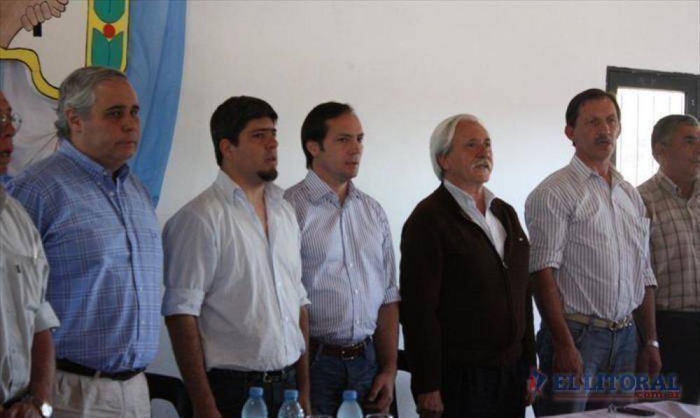 Adem�s de los naturales, en el PJ y la UCR asoman nuevos aspirantes al sill�n de Ferr�