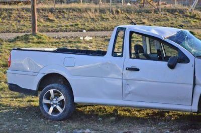 Volc�, le hicieron test de alcoholemia y le secuestraron la camioneta