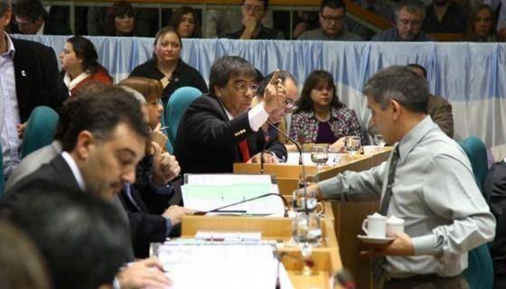 �No podemos seguir autorizando pr�stamos para gastos corrientes�