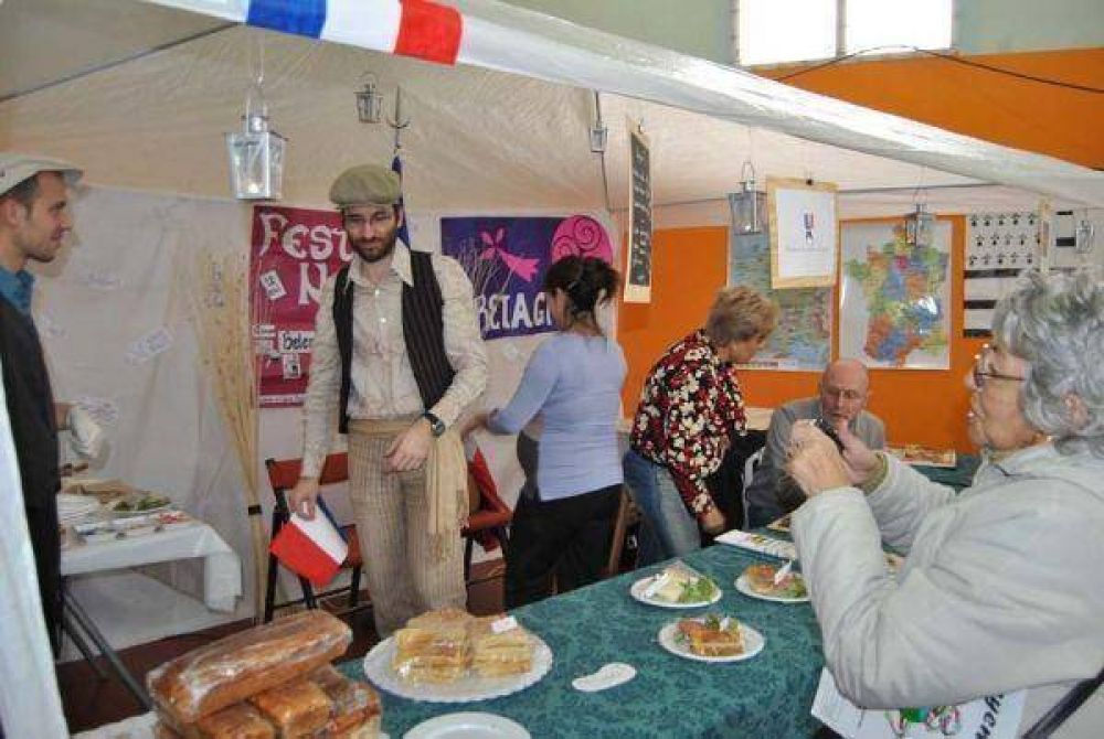 Se est� desarrollando una nueva edici�n de la Feria de las Colectividades