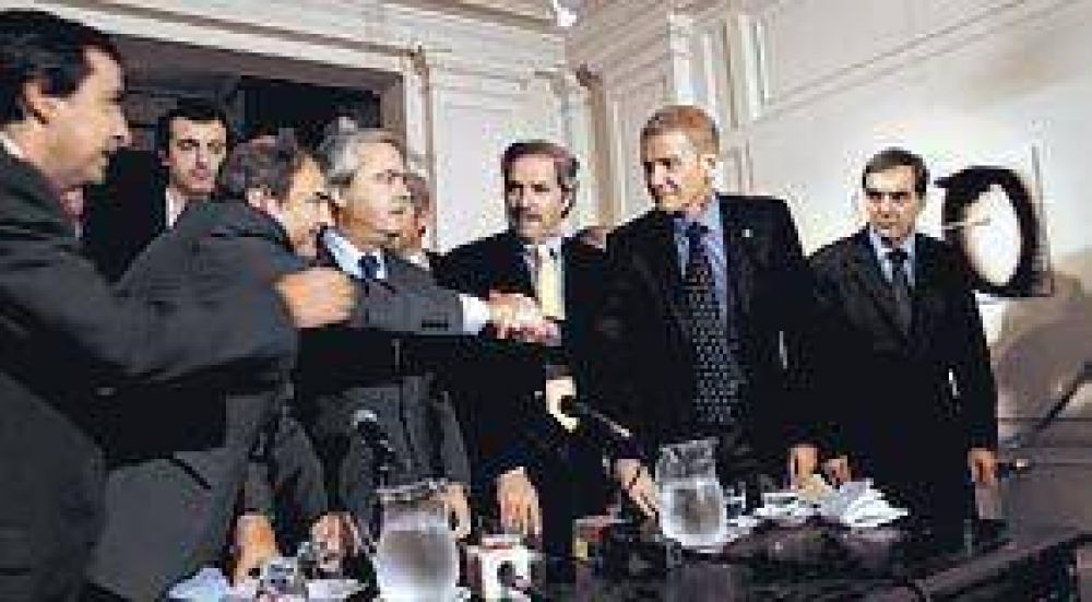 El macrismo y el PJ disidente se oponen a adelantar la elecci�n