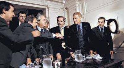El macrismo y el PJ disidente se oponen a adelantar la elecci�n