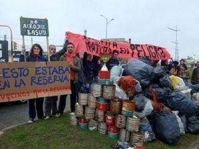  Ni la propia mugre