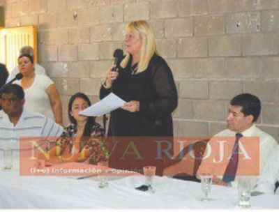 En Villa Maz�n entregaron 32 REPRO a productores oliv�colas