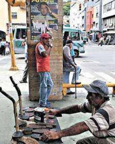 �El que se mete con Ch�vez se mete con el barrio�