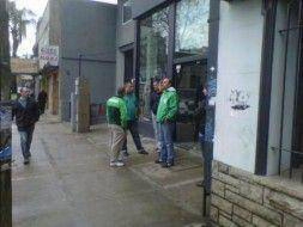 Luego de 5 d�as y la Conciliaci�n obligatoria, Camioneros de Covelia levantan paro en Quilmes