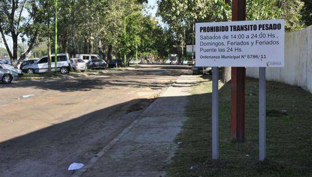 Se recuerdan las restricciones en el tr�nsito pesado y estacionamiento sobre el Paseo Costanero